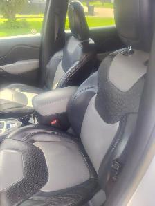 For sale 2014 Jeep Cherokee Limited - Photo 4