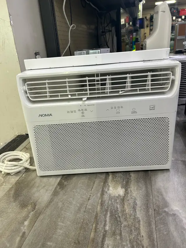 NOMA 043-0758-6 10,000 BTU WINDOW AIR CONDITIONER