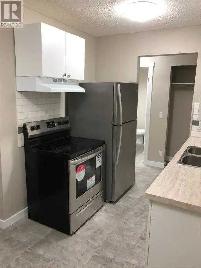 Spacious Apartment Available! - Photo 4