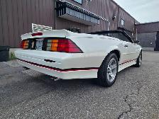 1989 Chevrolet Camaro IROC-Z Z28 CONVERTIBLE Ready for Summer ! - Photo 13