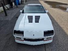 1989 Chevrolet Camaro IROC-Z Z28 CONVERTIBLE Ready for Summer ! - Photo 19