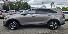This Sport Utility Vehicle (SUV)/Multipurpose Vehicle (MPV) powe - Photo 3