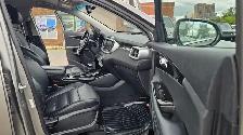 This Sport Utility Vehicle (SUV)/Multipurpose Vehicle (MPV) powe - Photo 15