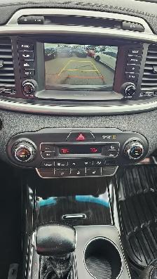 This Sport Utility Vehicle (SUV)/Multipurpose Vehicle (MPV) powe - Photo 19