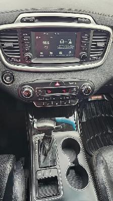 This Sport Utility Vehicle (SUV)/Multipurpose Vehicle (MPV) powe - Photo 21