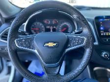 Used 2022 Chevrolet Malibu - Photo 5