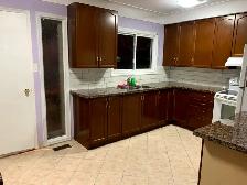 ROOM FOR RENT NEAR MCMASTER UNIVERSITY - Photo 7