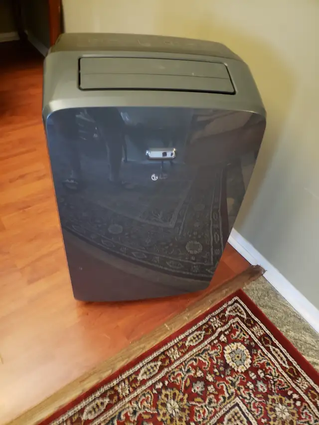 LG 12000BTU AIRCONDICHIONER