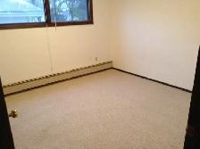 Sask 2 bedroom - Photo 3