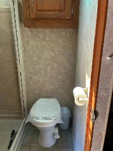 27 1/2 foot 5th wheel - Photo 9