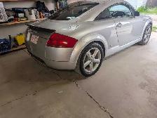 2005 Audi TT Quattro.. All-Wheel Drive - Photo 2