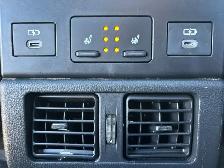 2023 Toyota bZ4X XLE AWD TECH PKG - ONE OWNER - NO ACCIDENTS - Photo 13