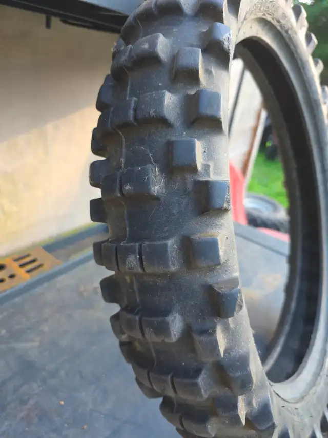 Dunlop Sports D752 110/90-19 Knobby Rear Tire