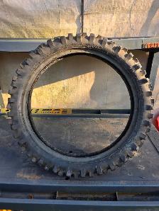 Dunlop Sports D752 110/90-19 Knobby Rear Tire - Photo 5