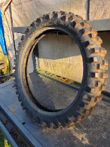 Dunlop Sports D752 110/90-19 Knobby Rear Tire - Photo 9