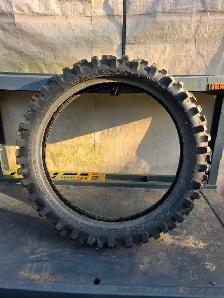 Dunlop Sports D752 110/90-19 Knobby Rear Tire - Photo 10