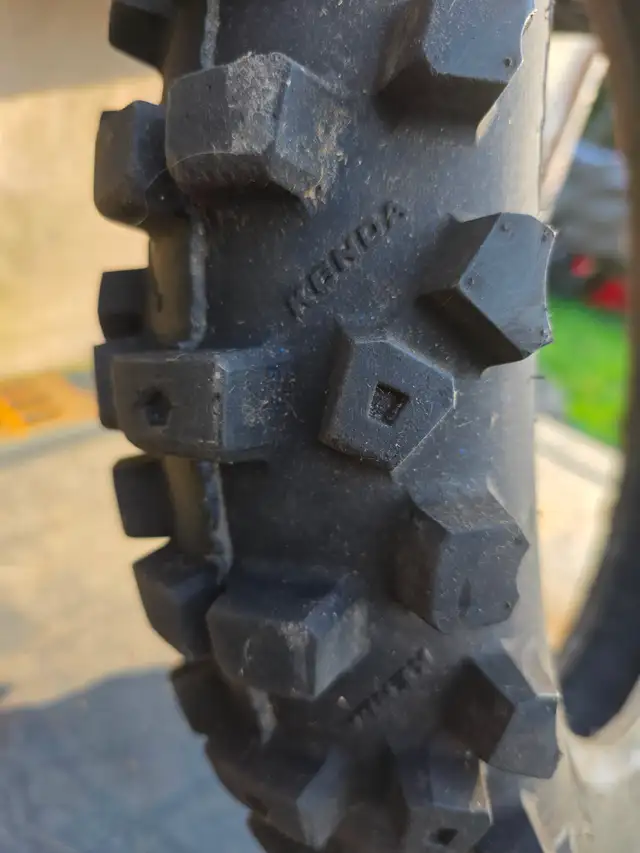 Kenda Carlsbad K772 120/90-19 66M Rear Knobby Tire