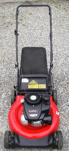 YARDWORKS REAR BAG GAS LAWNMOWER - Photo 3