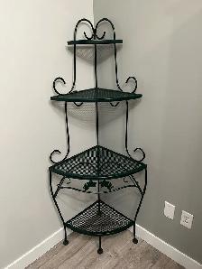 Plant/Decor Indoor Stand