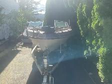 17 ft fiberglass. boat , trailer, 150 hp moter - Photo 4