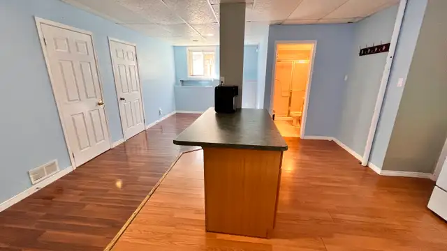3min  from Fanshawe Oxford campus
