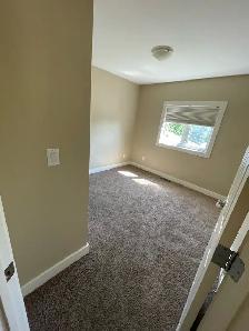 3-Bedrooms Townhouse for Rent – Available August 1, 20 - Photo 4