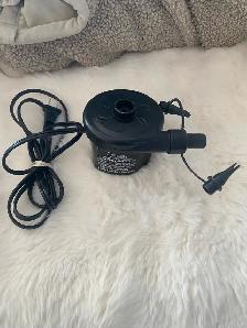 New in Sealed Box Intex Swim Centre Family Pool with Air Pump - Photo 2