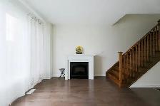 Modern Townhouse Near Woodbine Beach For Rent - Photo 2