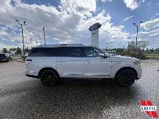 2023 Lincoln Navigator L Reserve