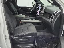 2025 Ram 1500 BIG HORN NIGHT CREW | 12\' TOUCHSCREEN | TRI FOLD - Photo 12