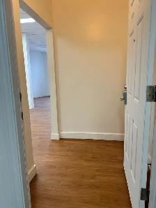 RARE 910sq' Open & Airy   1-Bedroom – Downtown Cultural District - Photo 2