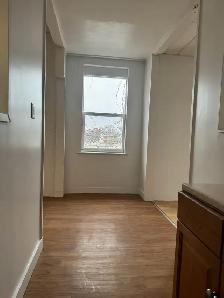 RARE 910sq' Open & Airy   1-Bedroom – Downtown Cultural District - Photo 10