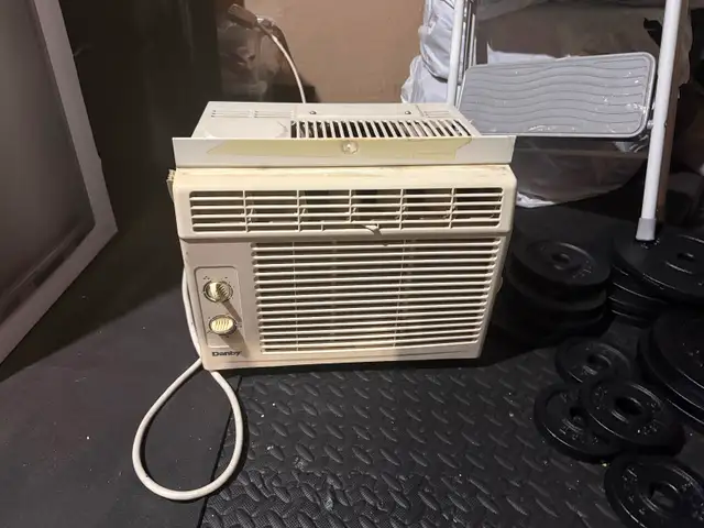 Window Air Conditioner