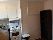 Private Furnished room with Utilities & Wifi. - Photo 4