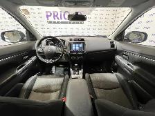2020 Mitsubishi RVR - Photo 15
