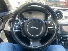 2016 Jaguar XJ 4dr Sdn R-Sport AWD - Photo 11