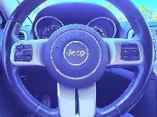 2013 Jeep Grand Cherokee Laredo 4dr 4x2 Automatic - Photo 22