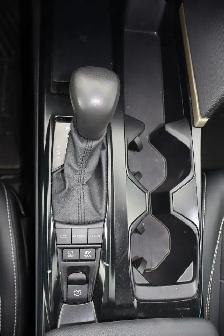 2025 Toyota Camry SE Hybrid - Photo 7