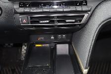 2025 Toyota Camry SE Hybrid - Photo 8