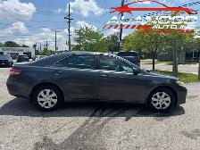 2010 Toyota Camry LE 4dr Sedan (CERTIFIED) - Photo 4