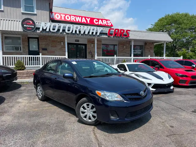 2013 Toyota Corolla 4dr Sdn CE LOW KM