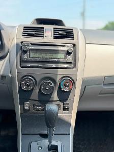 2013 Toyota Corolla 4dr Sdn CE LOW KM - Photo 21