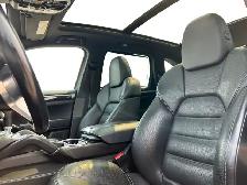 2017 Porsche Cayenne S / AWD - Photo 11