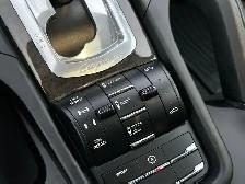 2017 Porsche Cayenne S / AWD - Photo 19