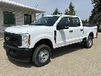 2026 Ford F 350 XL w/HEAVY SERVICE FR. SUSP. & UPFIT SWITCHES - Photo 8