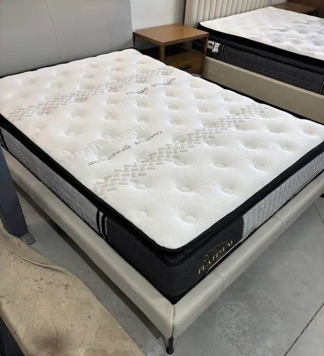 King & Queen hybrid boxed mattresses