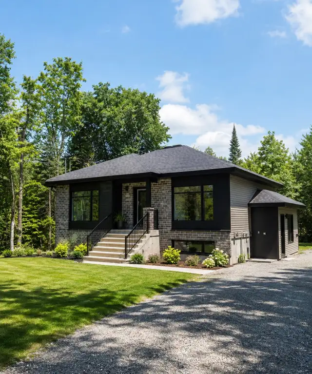 MAISON NEUVE- GRANT TERRAIN BOISÉ