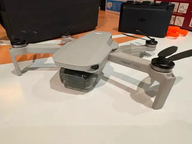 DJI Mavic Mini Fly More Combo