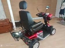 quadriporteur Pursuit XL Pride 2024, super super propre - Photo 3