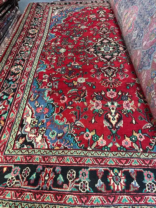 WOW!  PERSIAN RUGS SHOWROOM FREE IN HOME TRIAL 308